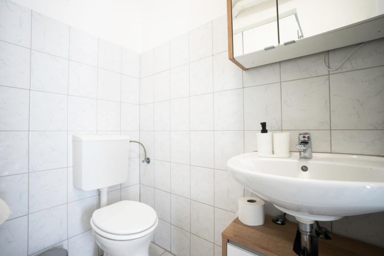 Modern 1-Bedroom Apartment Next To Praterstern Wien Eksteriør billede
